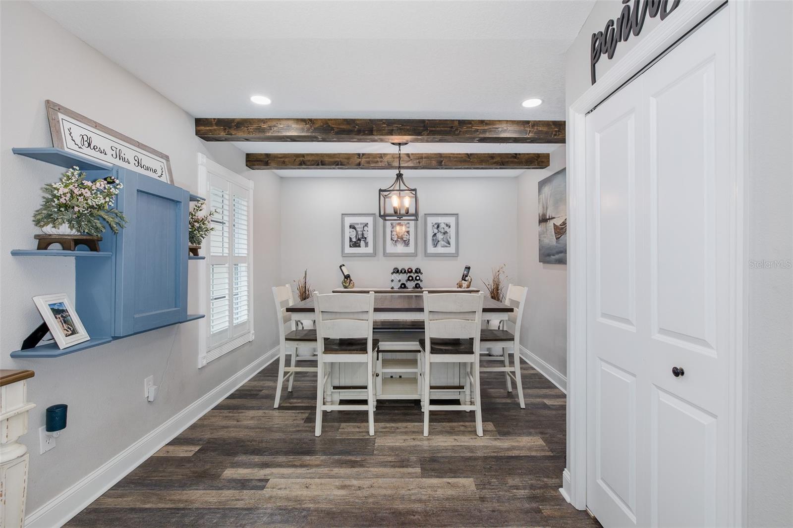 MARTHAS VINEYARD - Residential