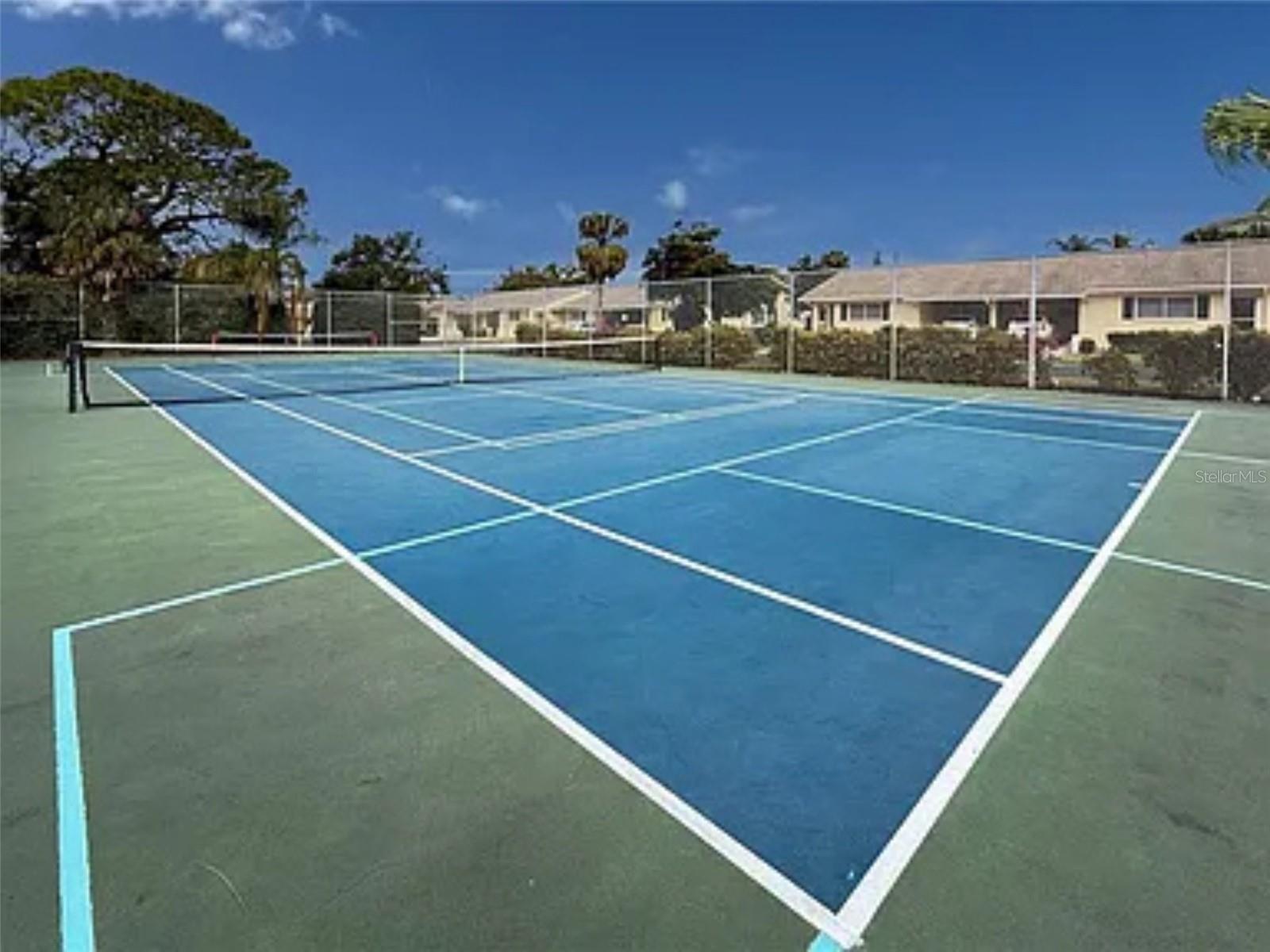 DESOTO SQUARE VILLAS PH I - Residential
