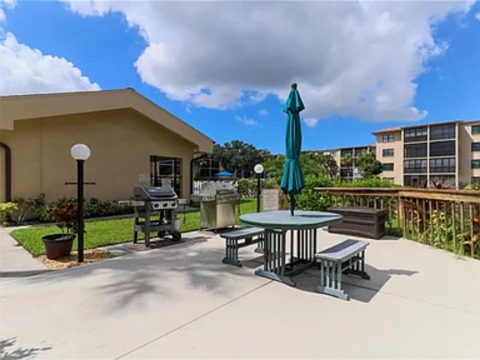 DESOTO SQUARE VILLAS PH I - Residential