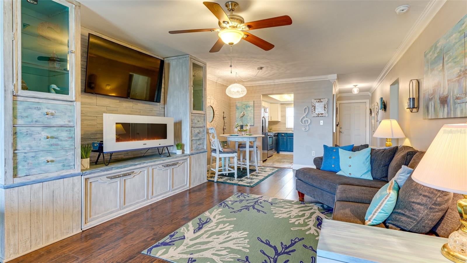 BAYSHORE ON THE LAKE CONDOMINIUM - Residential