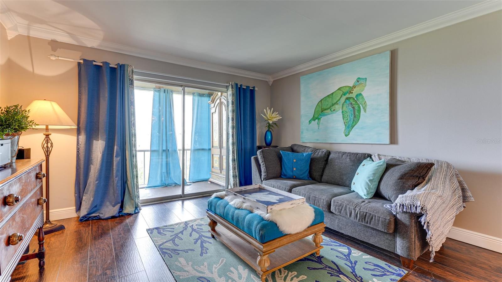 BAYSHORE ON THE LAKE CONDOMINIUM - Residential