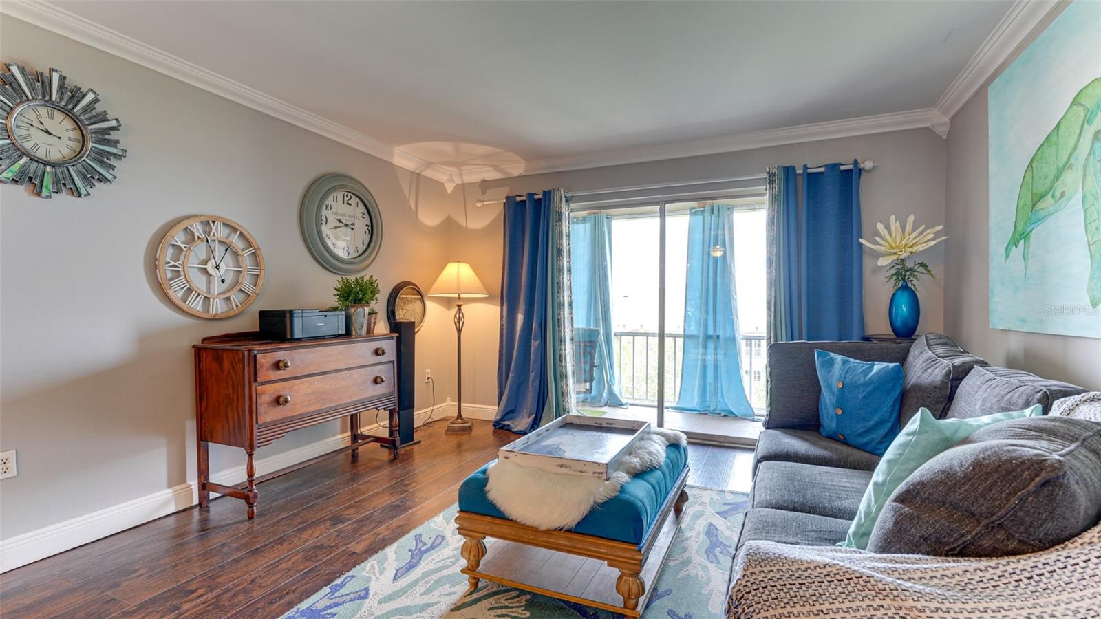 BAYSHORE ON THE LAKE CONDOMINIUM - Residential