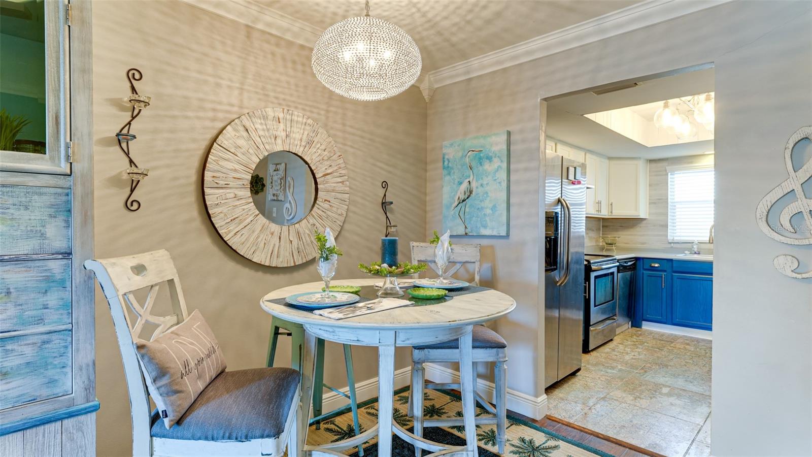 BAYSHORE ON THE LAKE CONDOMINIUM - Residential