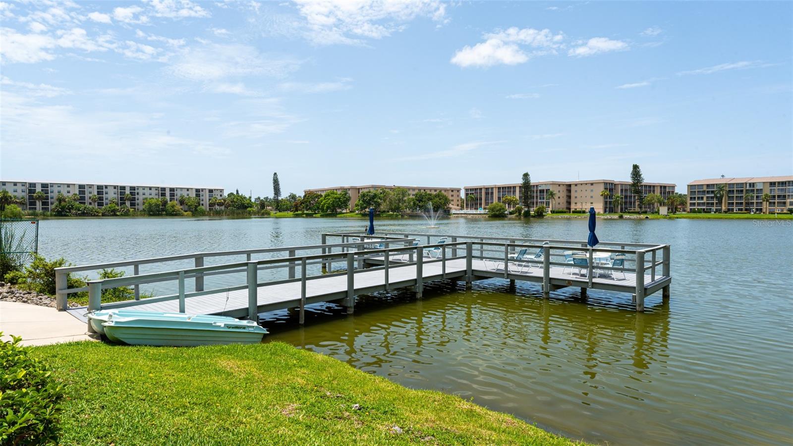 BAYSHORE ON THE LAKE CONDOMINIUM - Residential