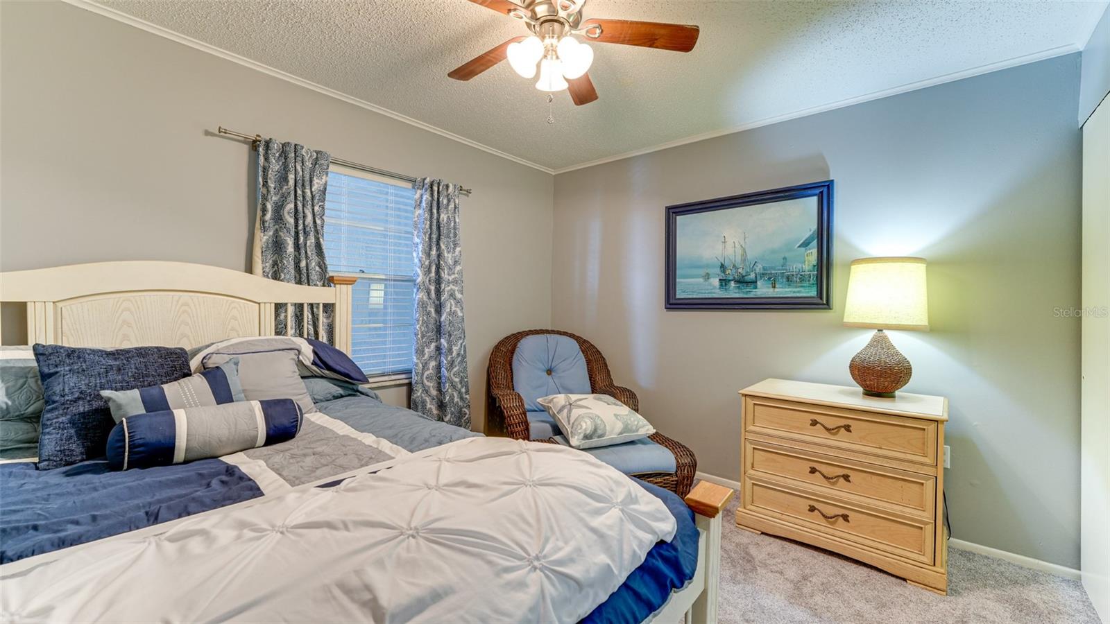 BAYSHORE ON THE LAKE CONDOMINIUM - Residential