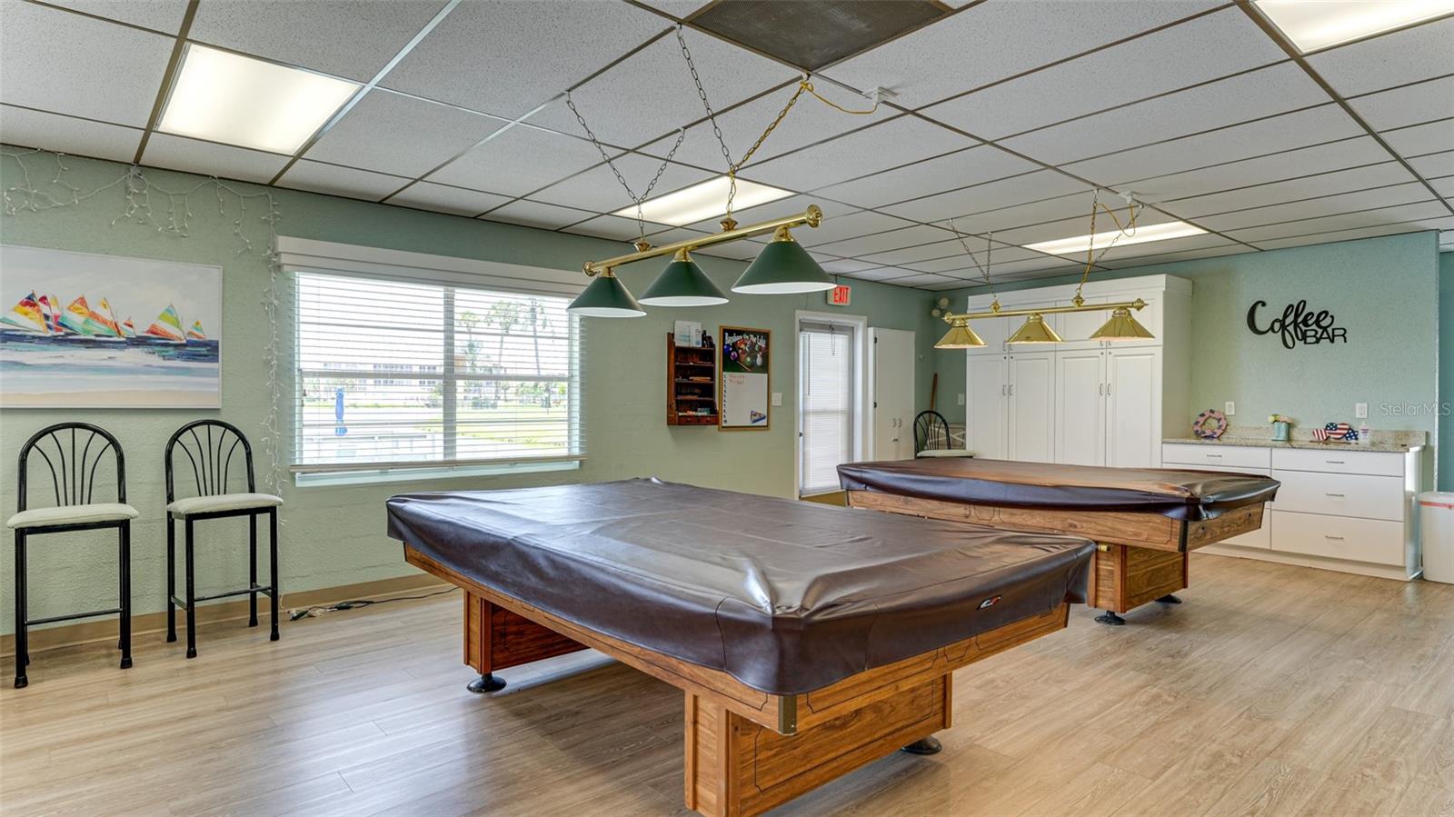 BAYSHORE ON THE LAKE CONDOMINIUM - Residential