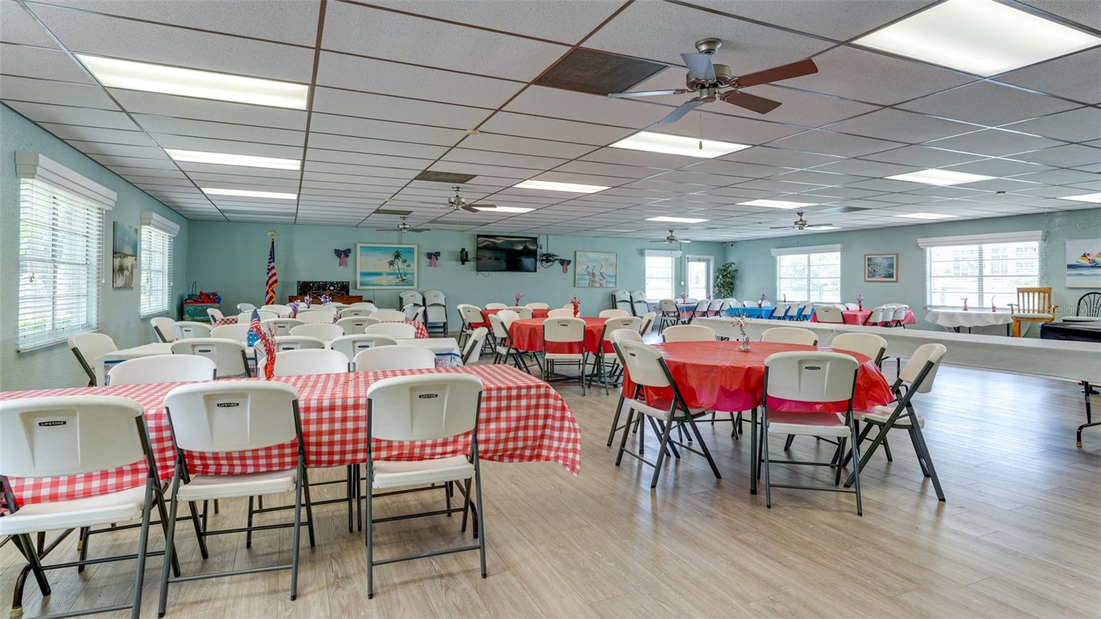 BAYSHORE ON THE LAKE CONDOMINIUM - Residential