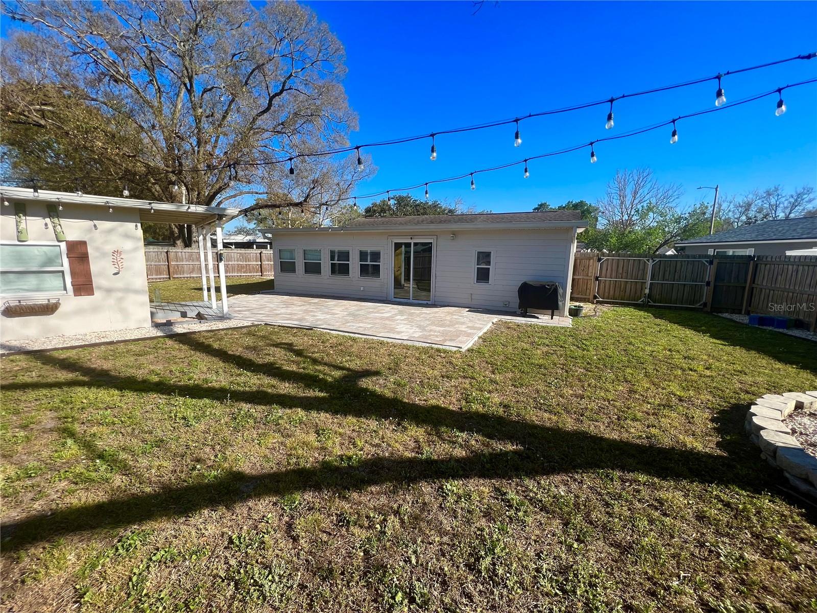 ROBINSON HEIGHTS SUB - Residential Lease