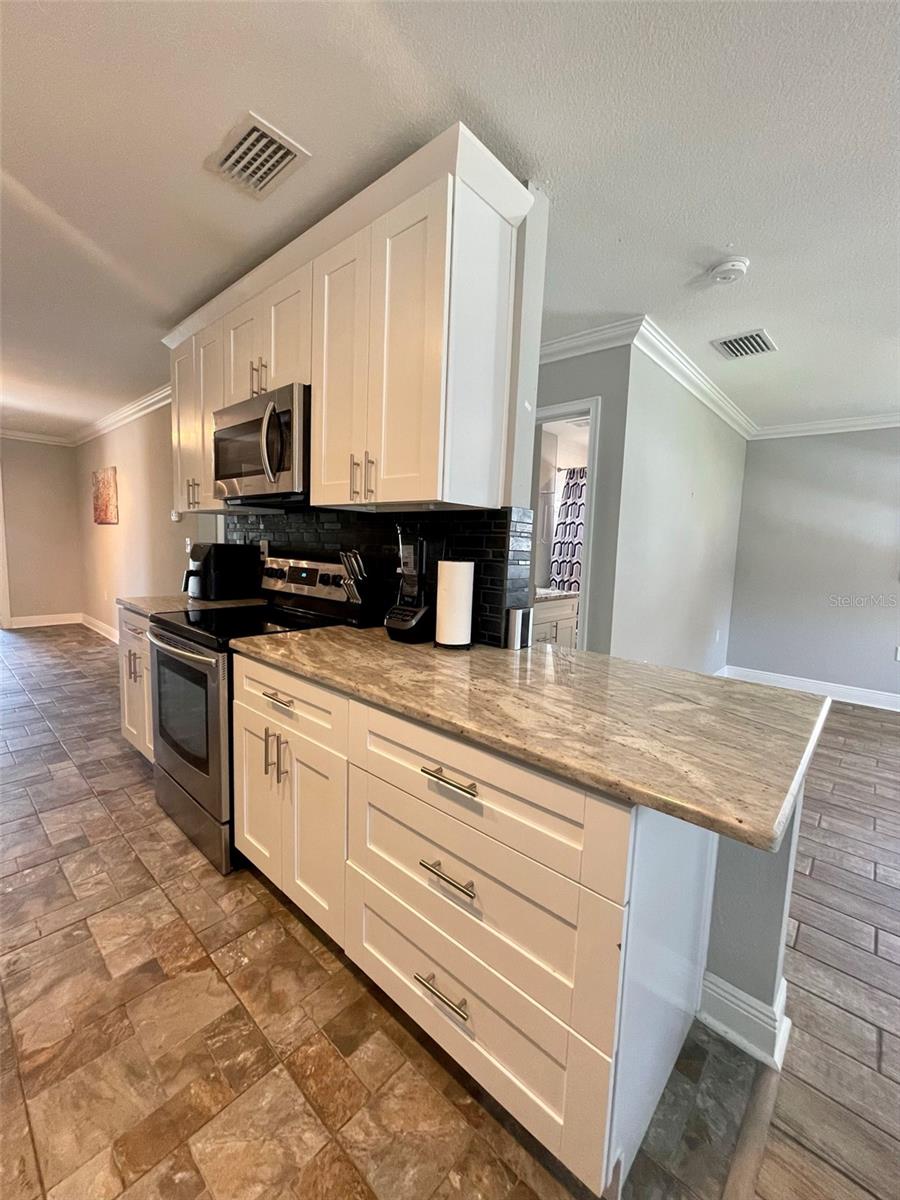 ROBINSON HEIGHTS SUB - Residential Lease