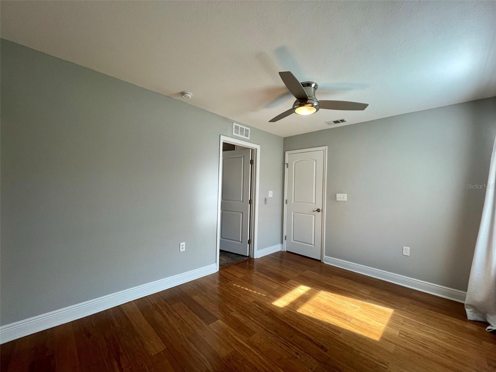 ROBINSON HEIGHTS SUB - Residential Lease