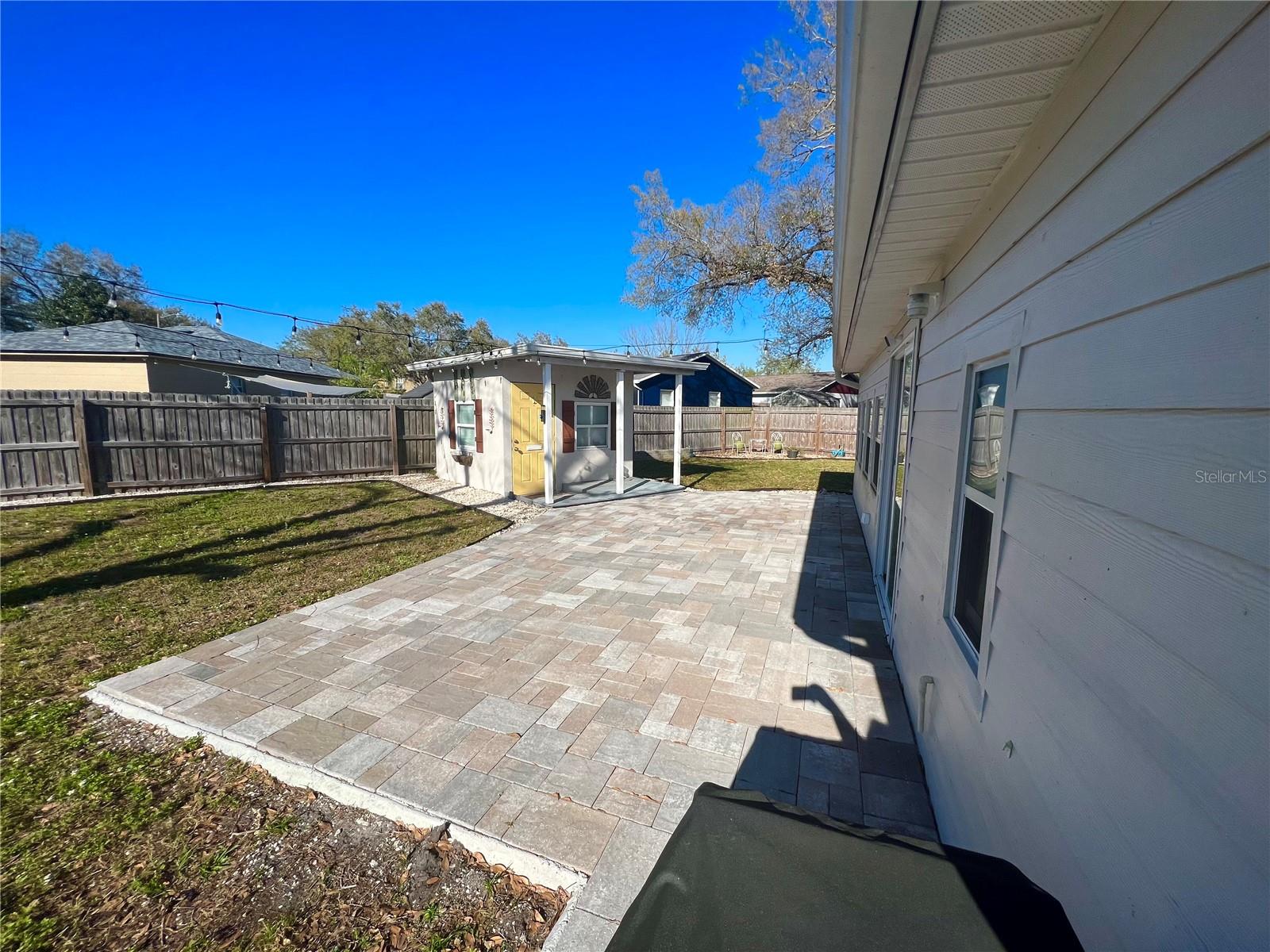 ROBINSON HEIGHTS SUB - Residential Lease