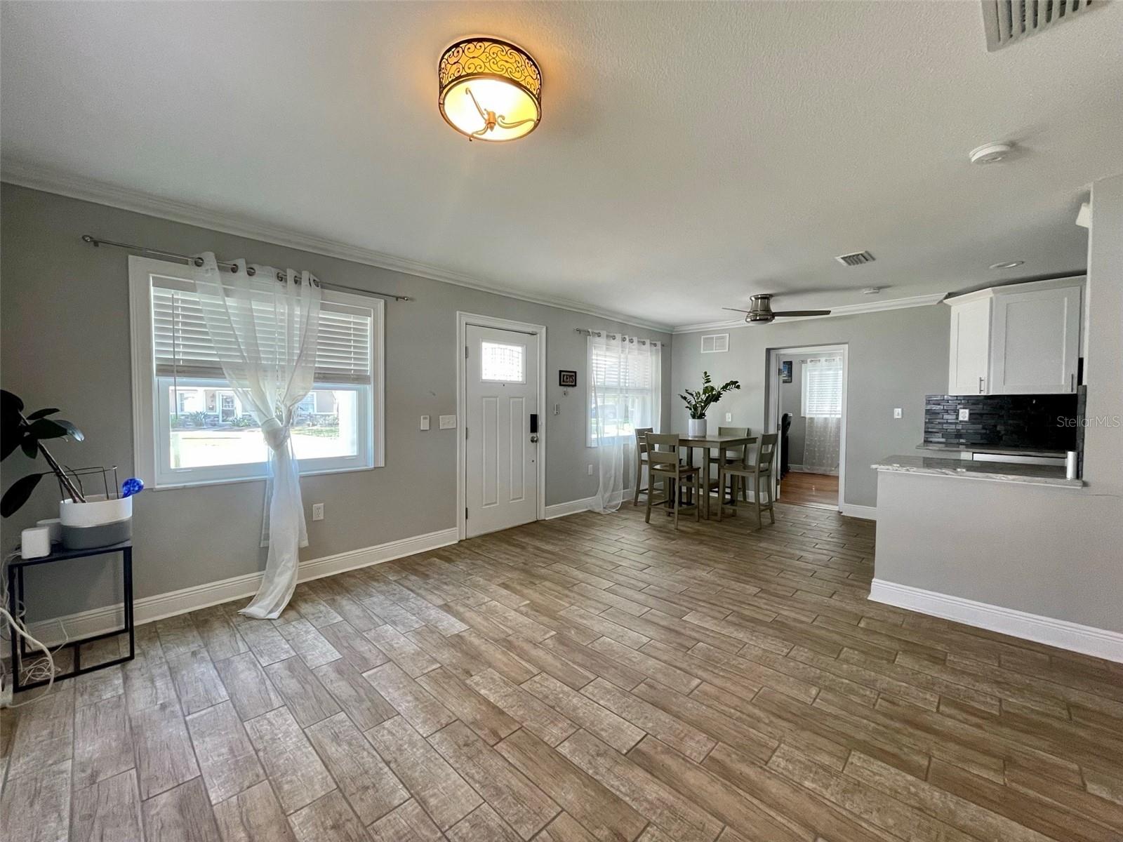 ROBINSON HEIGHTS SUB - Residential Lease