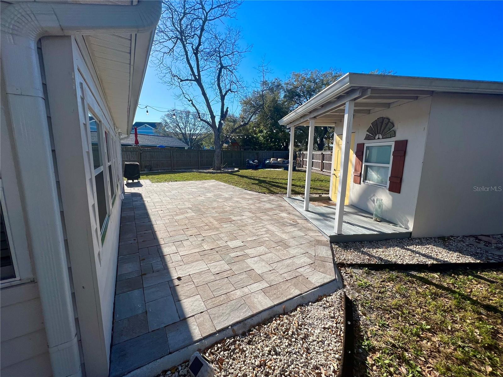 ROBINSON HEIGHTS SUB - Residential Lease