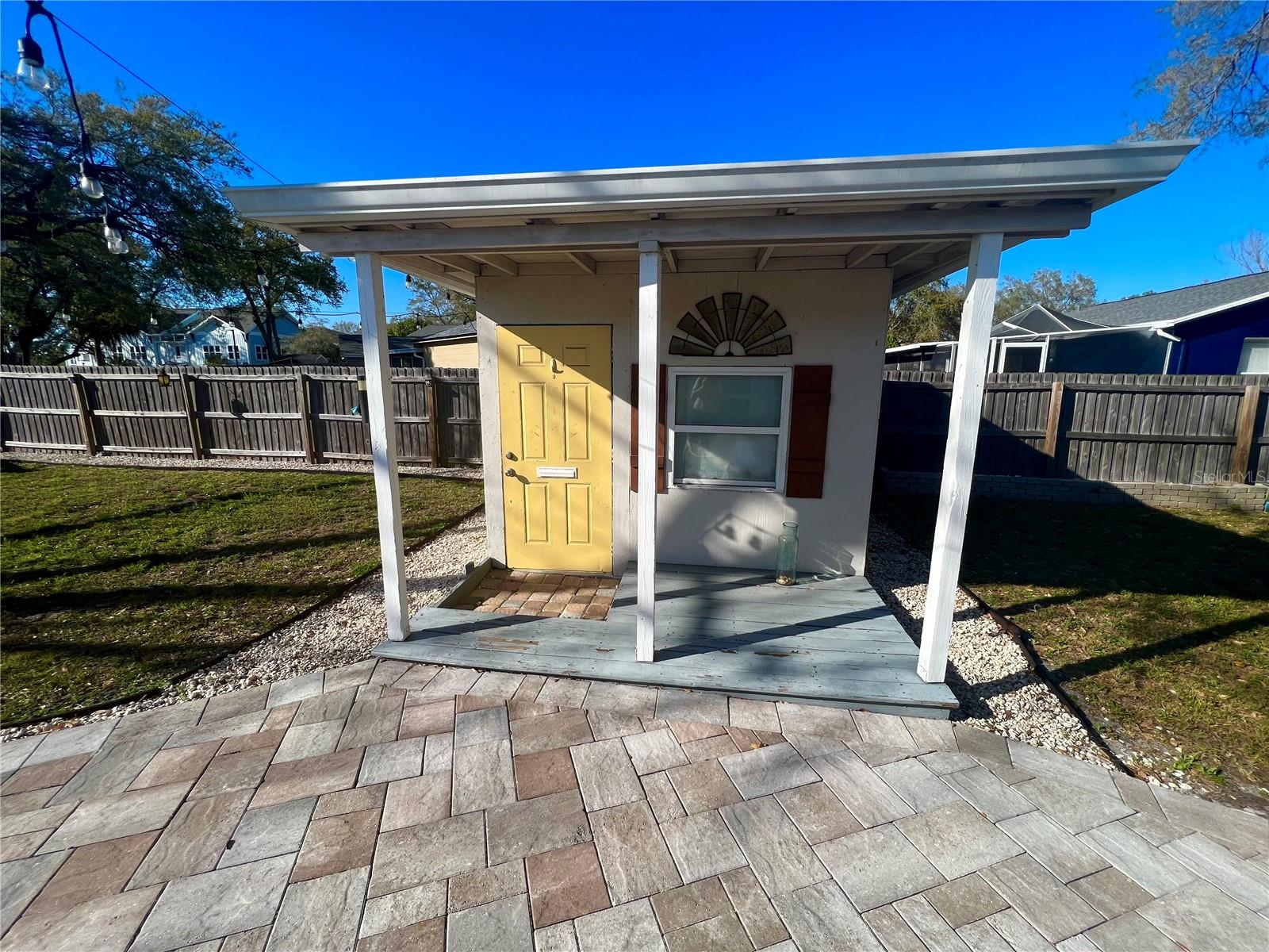 ROBINSON HEIGHTS SUB - Residential Lease