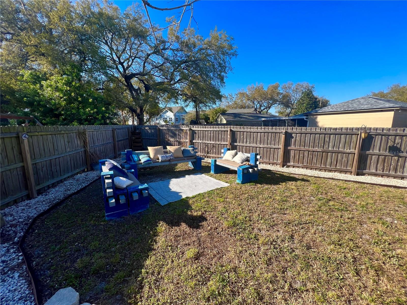 ROBINSON HEIGHTS SUB - Residential Lease