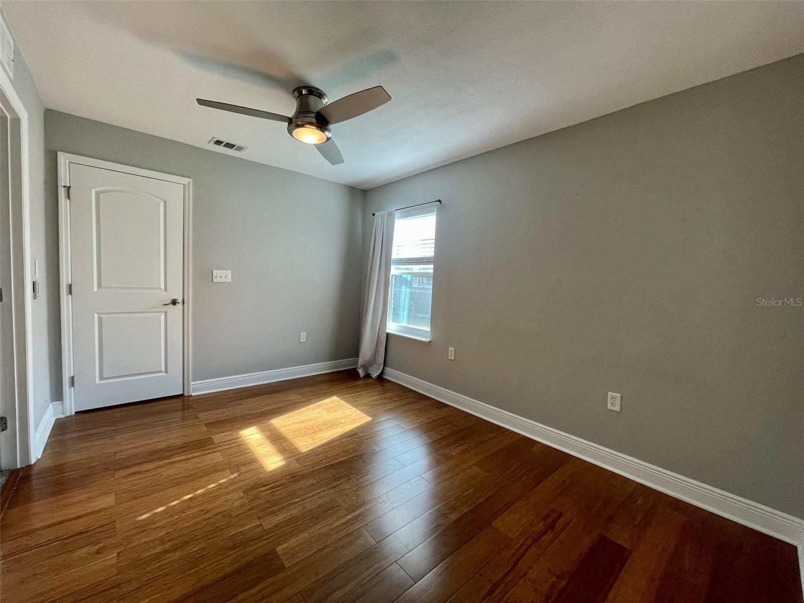 ROBINSON HEIGHTS SUB - Residential Lease