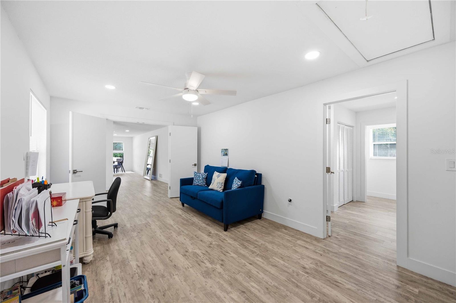 MANASOTA GARDENS - Residential