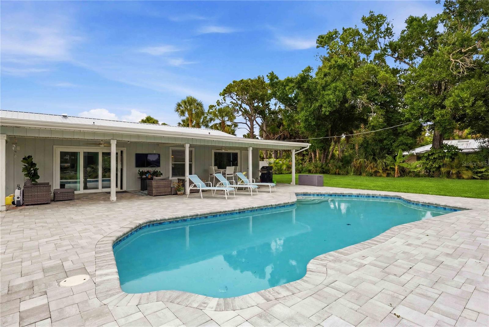 MANASOTA GARDENS - Residential