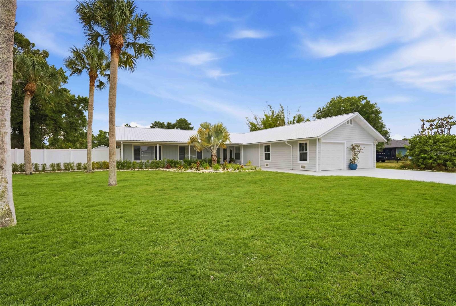 MANASOTA GARDENS - Residential