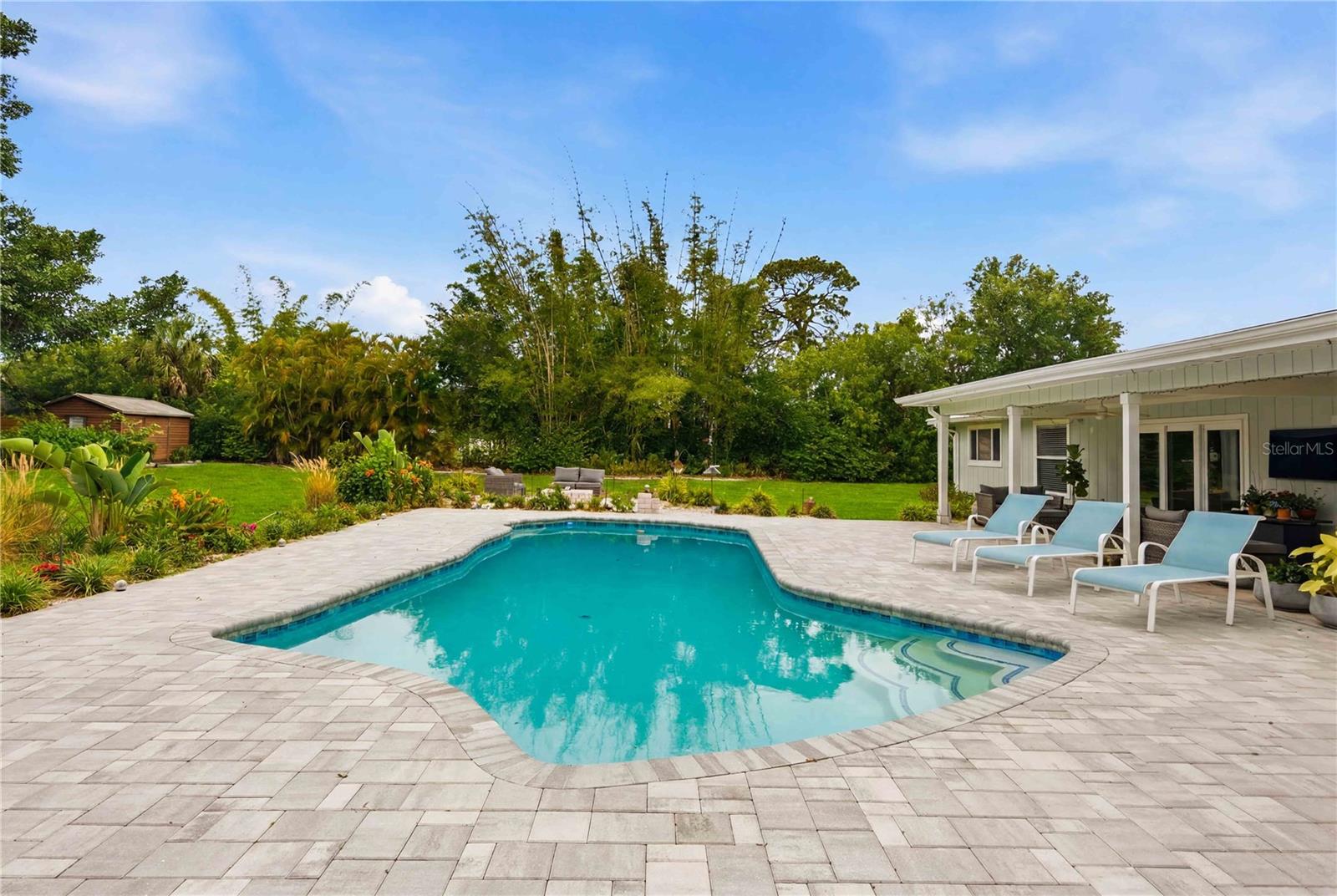 MANASOTA GARDENS - Residential