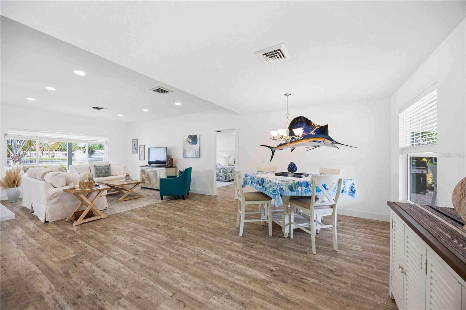 MANASOTA GARDENS - Residential