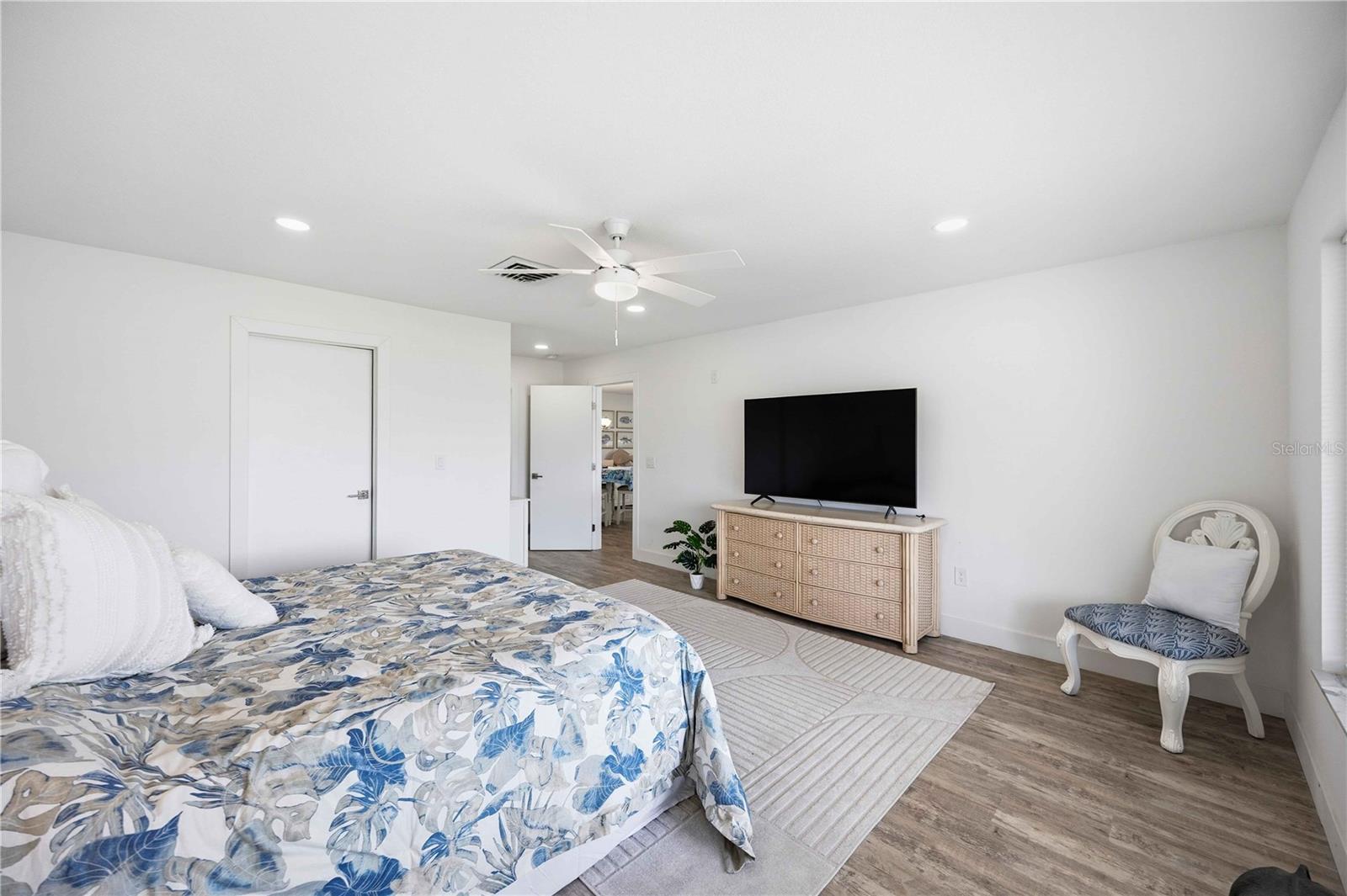 MANASOTA GARDENS - Residential