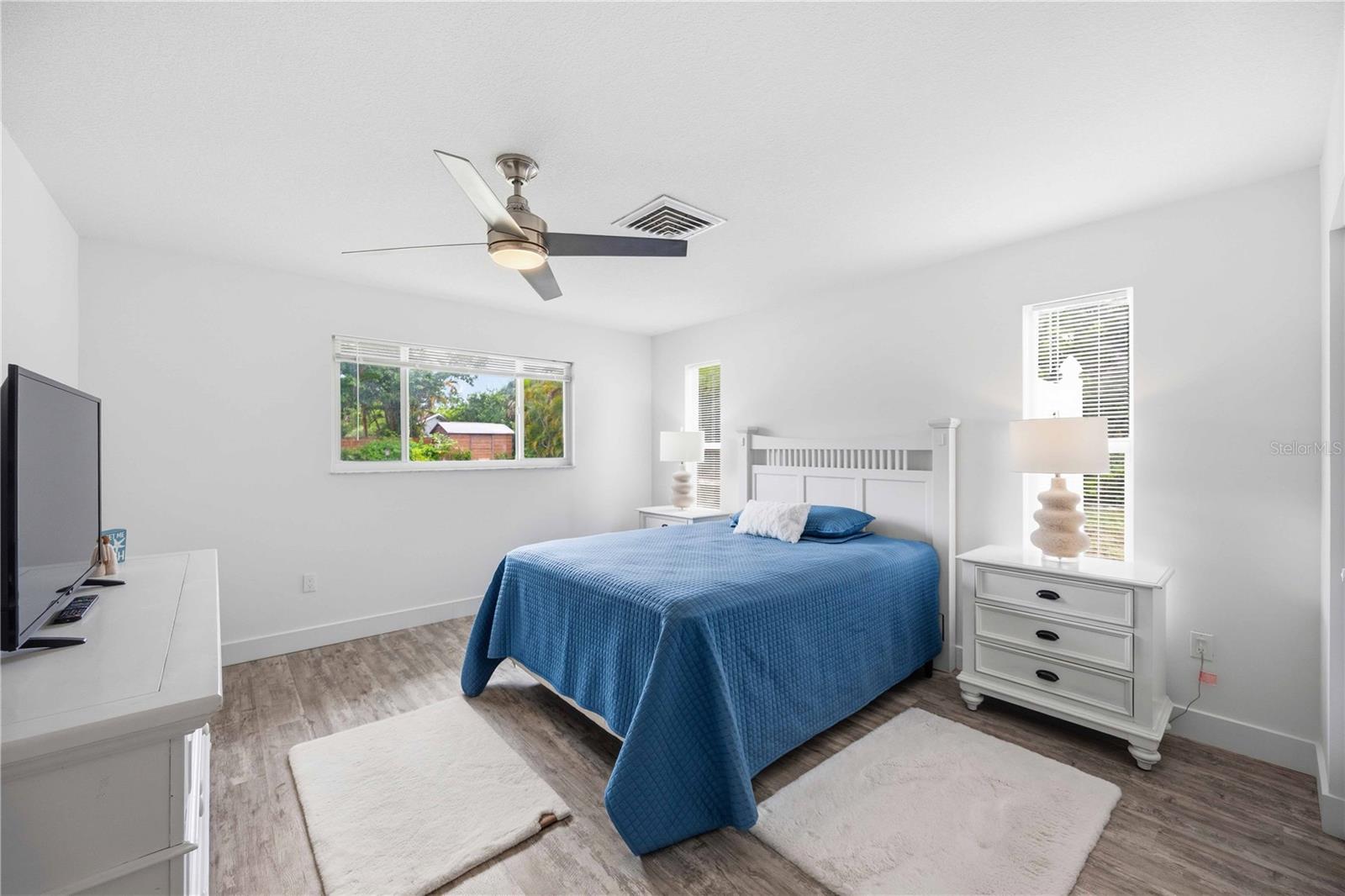 MANASOTA GARDENS - Residential