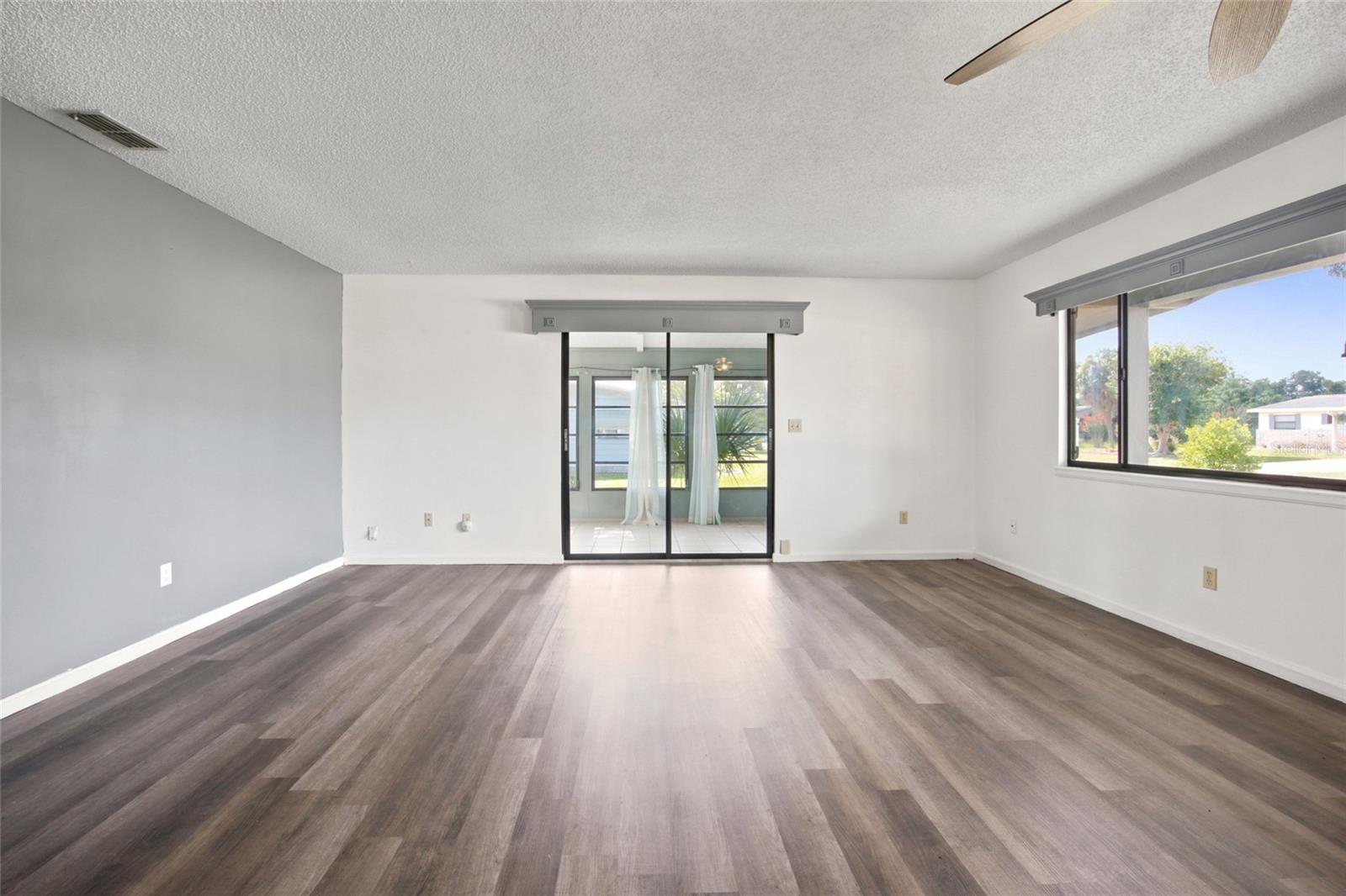 PINE RUN ESTATE - Residential