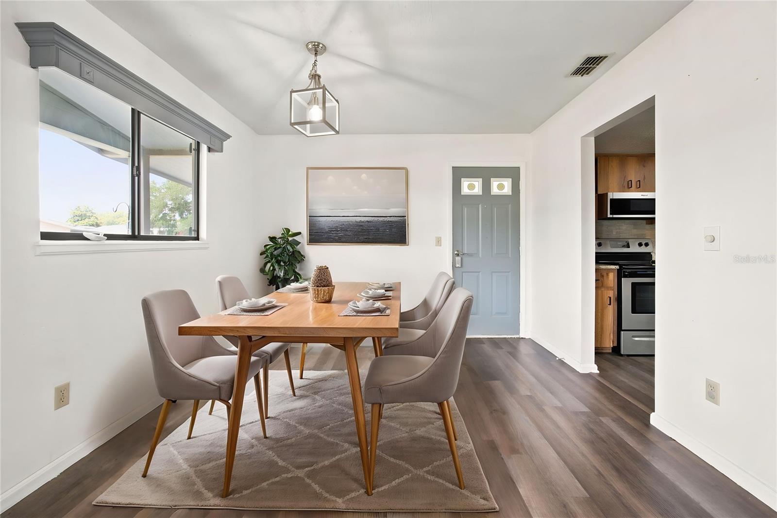 PINE RUN ESTATE - Residential