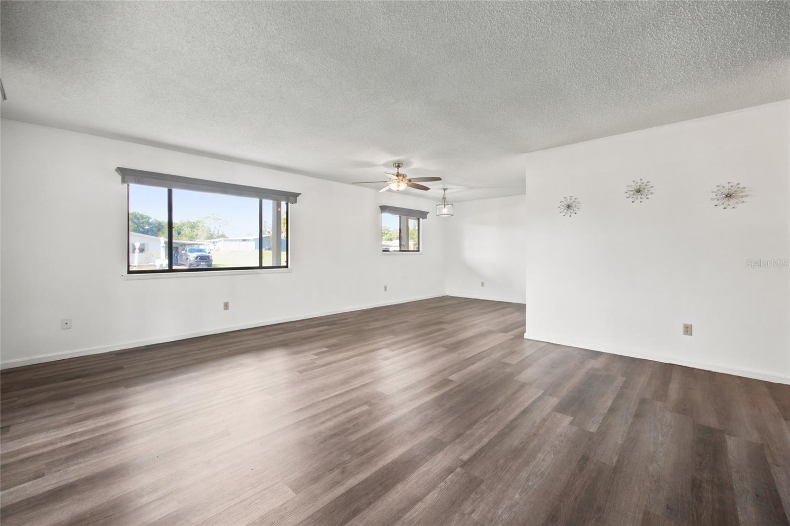 PINE RUN ESTATE - Residential