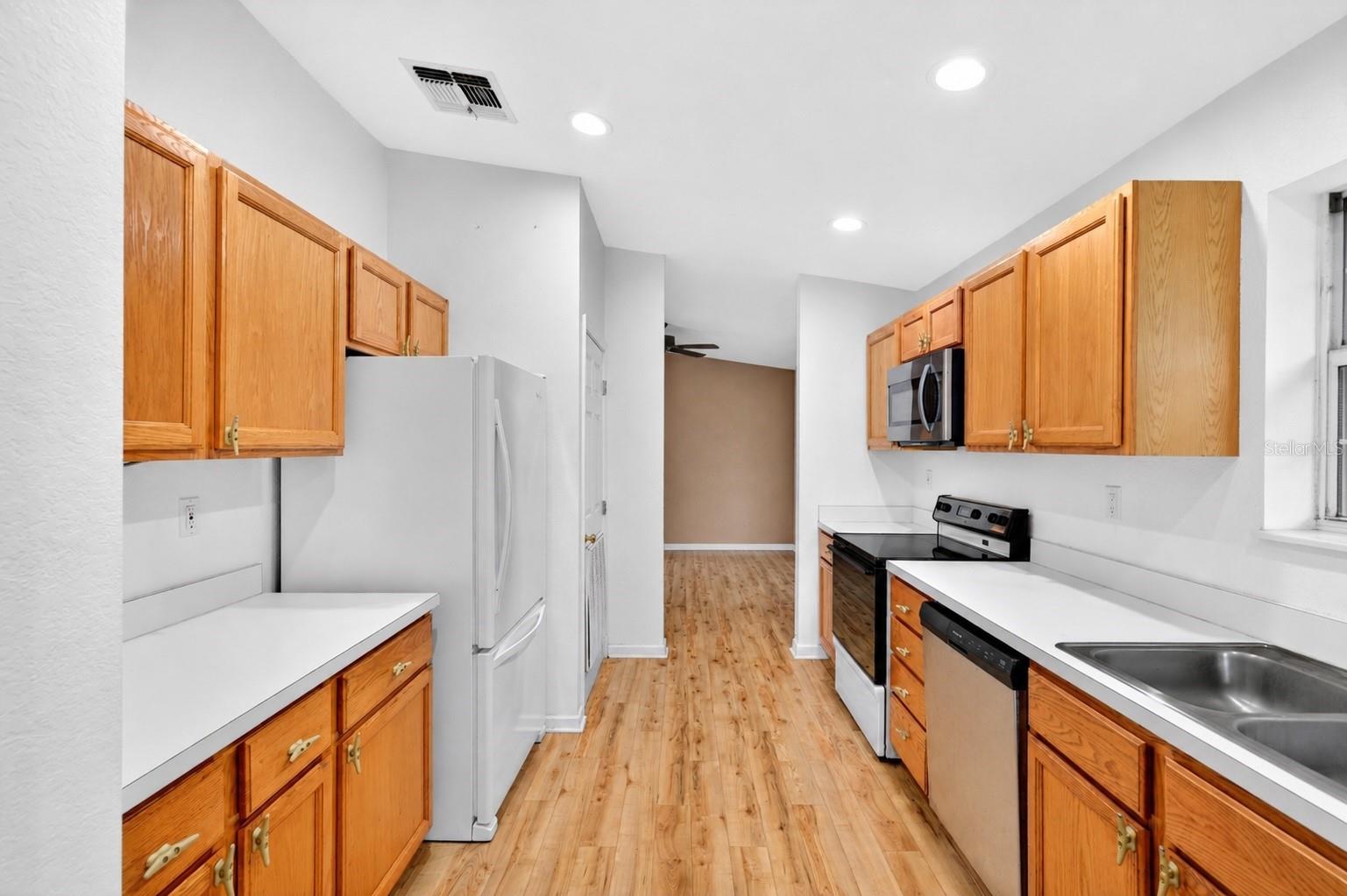 LITTLE ORANGE LAKE - Residential
