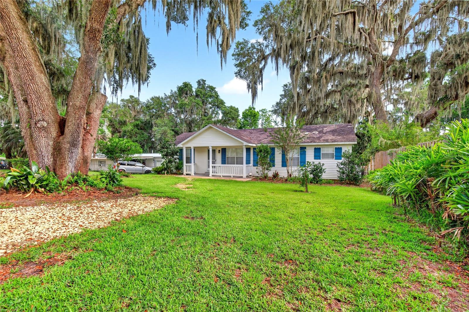 LITTLE ORANGE LAKE - Residential