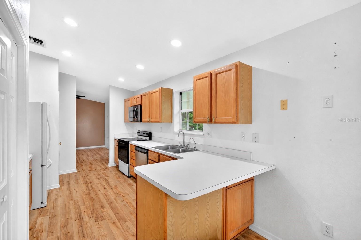LITTLE ORANGE LAKE - Residential