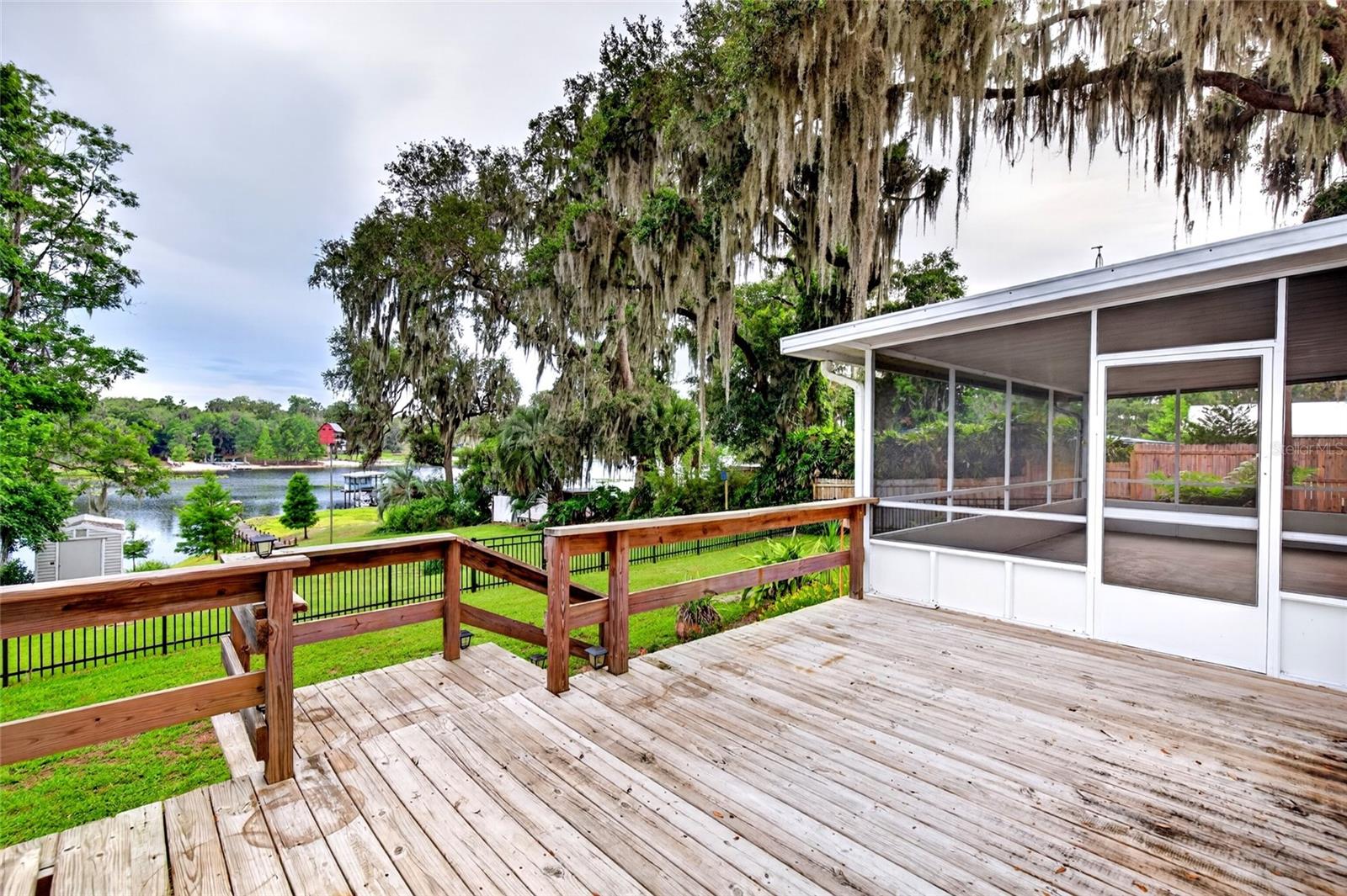 LITTLE ORANGE LAKE - Residential
