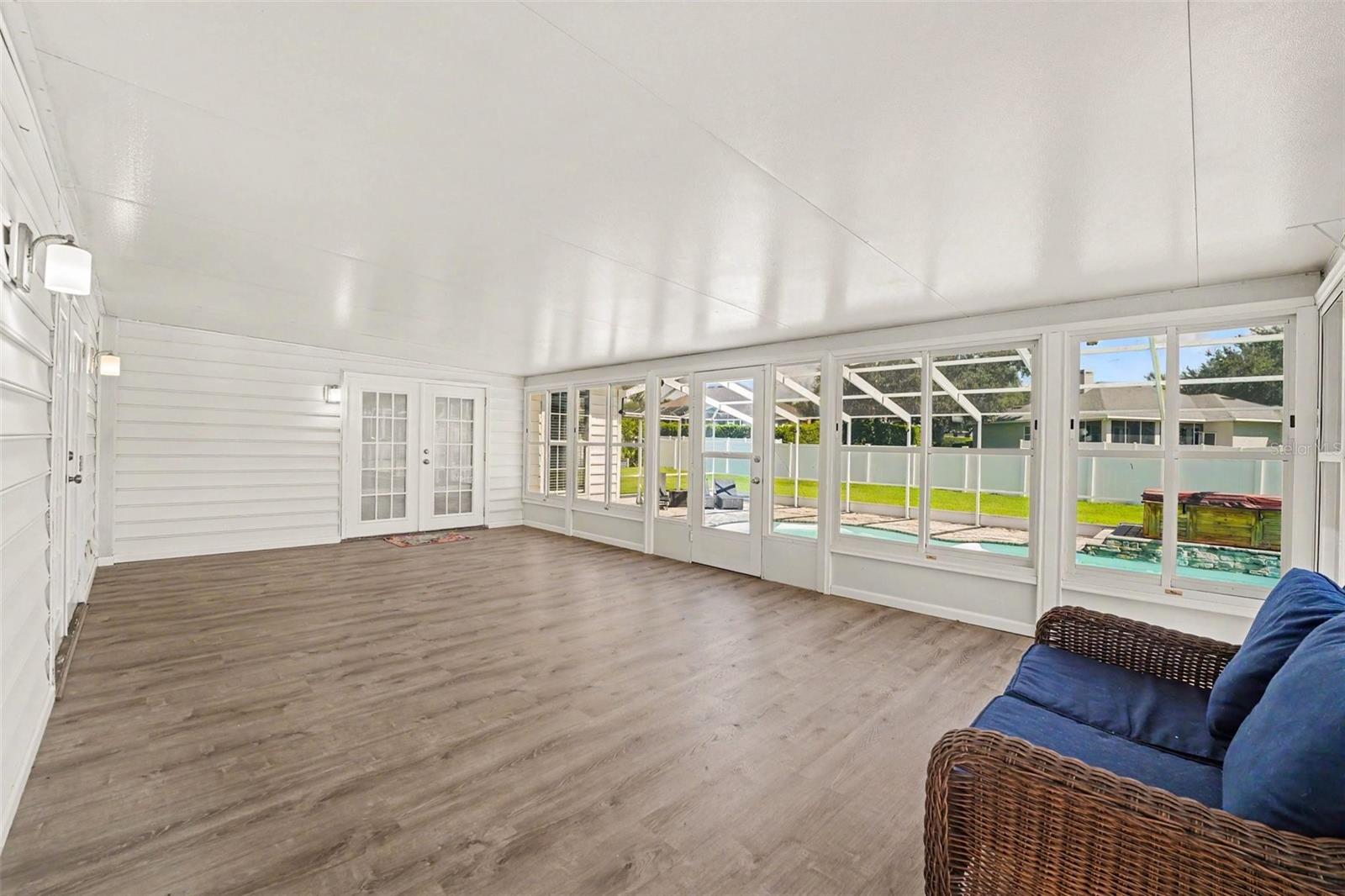 SYLVANA ACRES - Residential