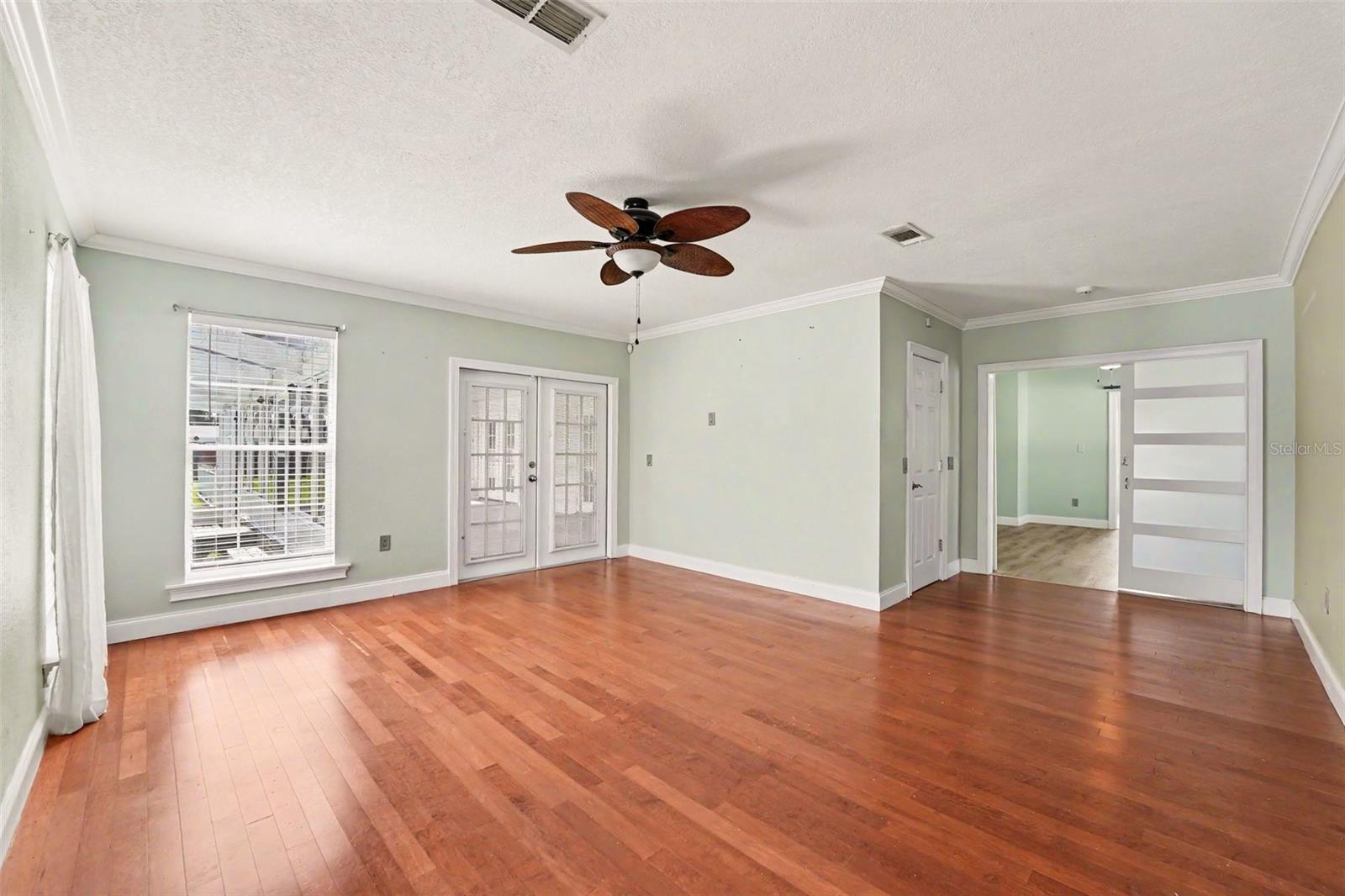 SYLVANA ACRES - Residential