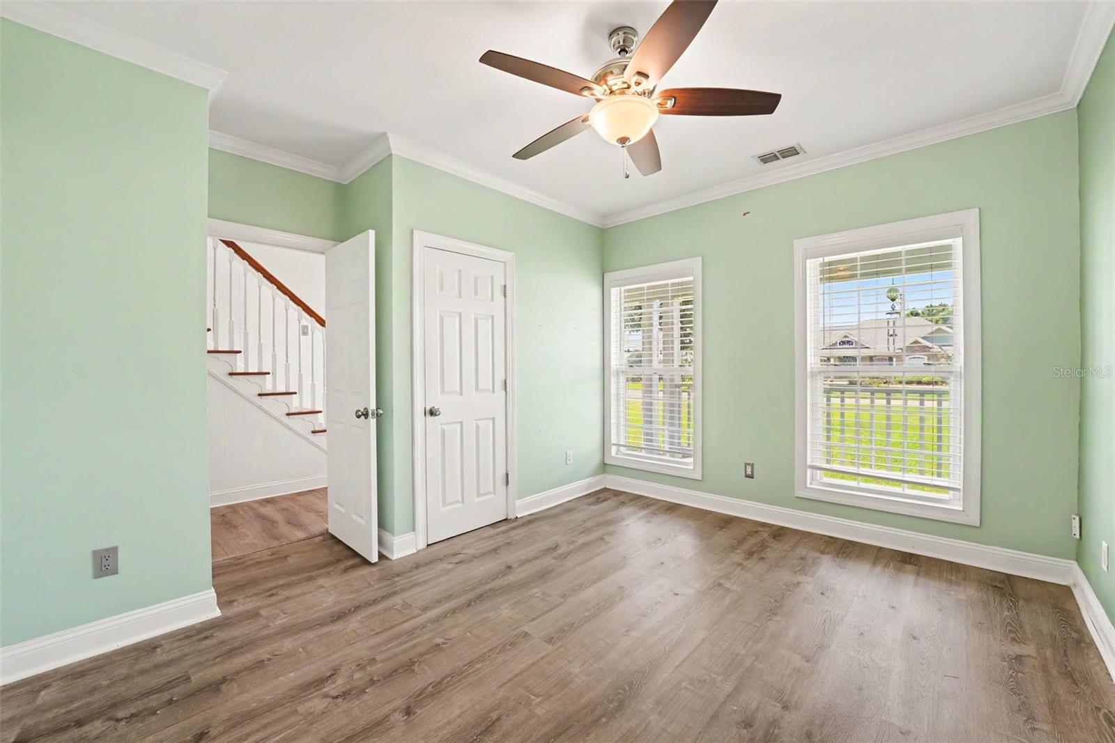 SYLVANA ACRES - Residential