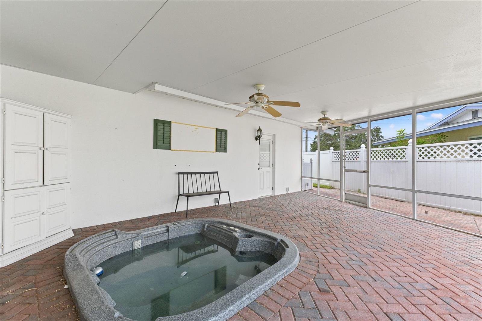 PATRICIAN POINT - Residential