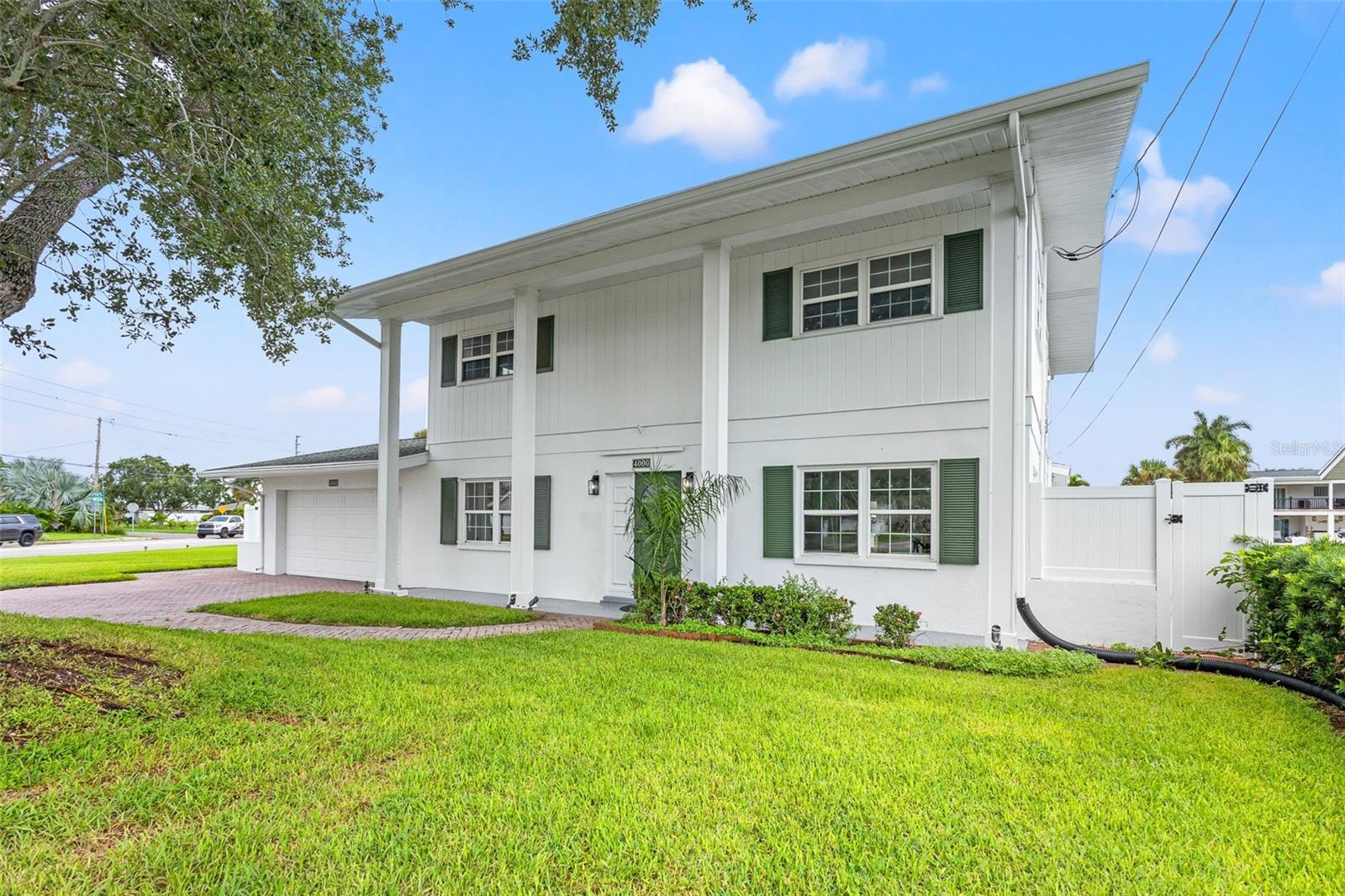 PATRICIAN POINT - Residential