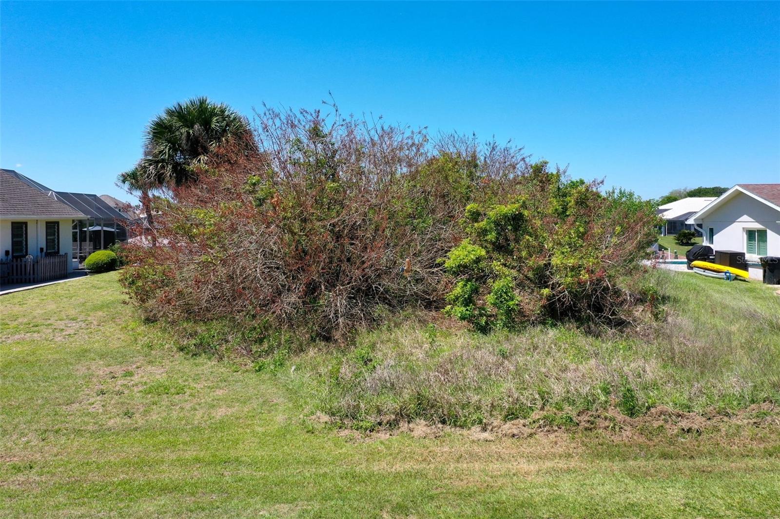 PALM COAST SEC 04 - Land