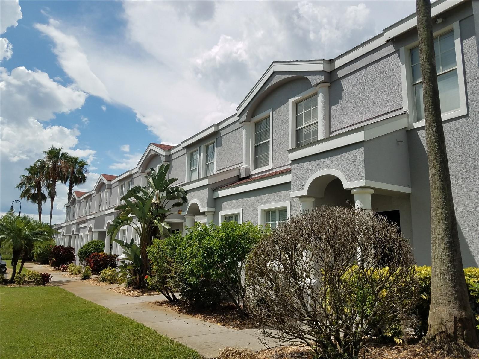 PARC CORNICHE SUITES - Residential Income