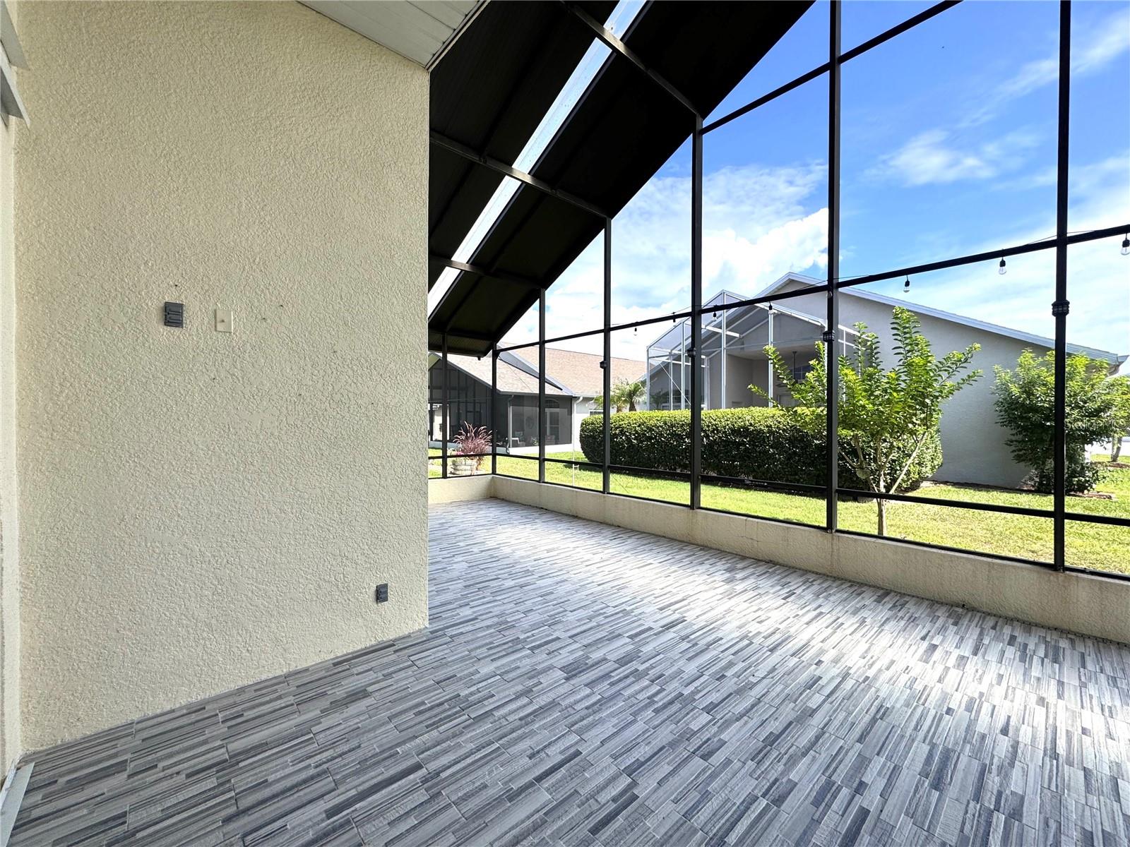RIDGEWOOD LAKES VILLAGE 04A - Residential Lease