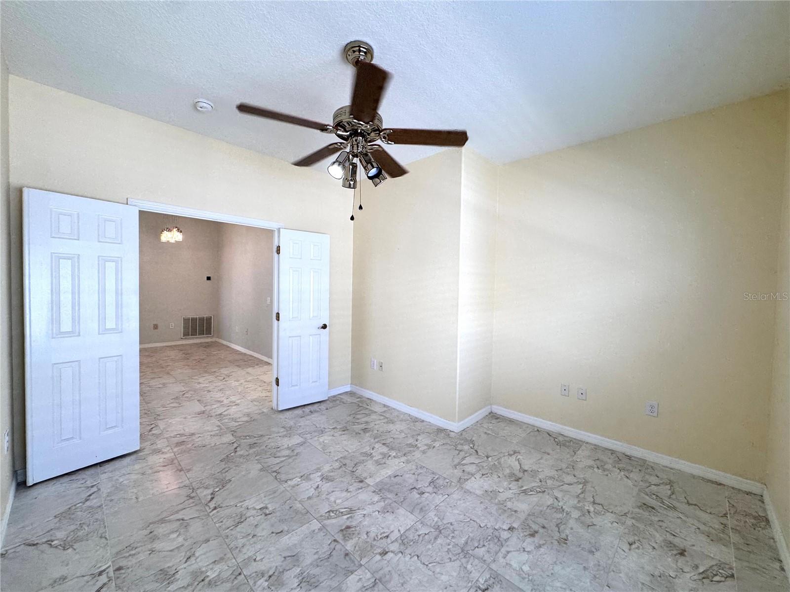 RIDGEWOOD LAKES VILLAGE 04A - Residential Lease
