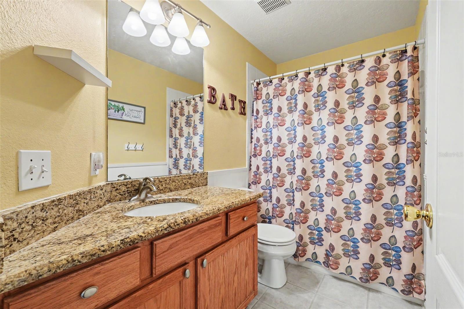 SOUTH POINTE PH 8 - Residential