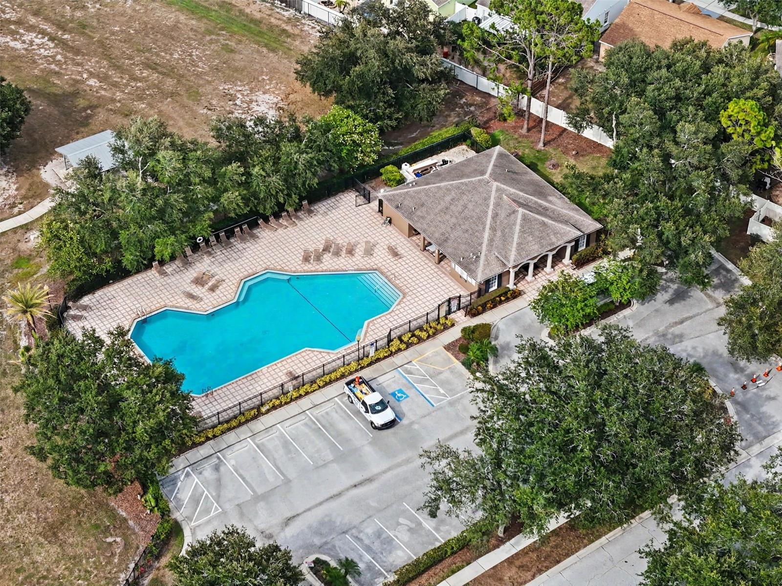 SOUTH POINTE PH 8 - Residential