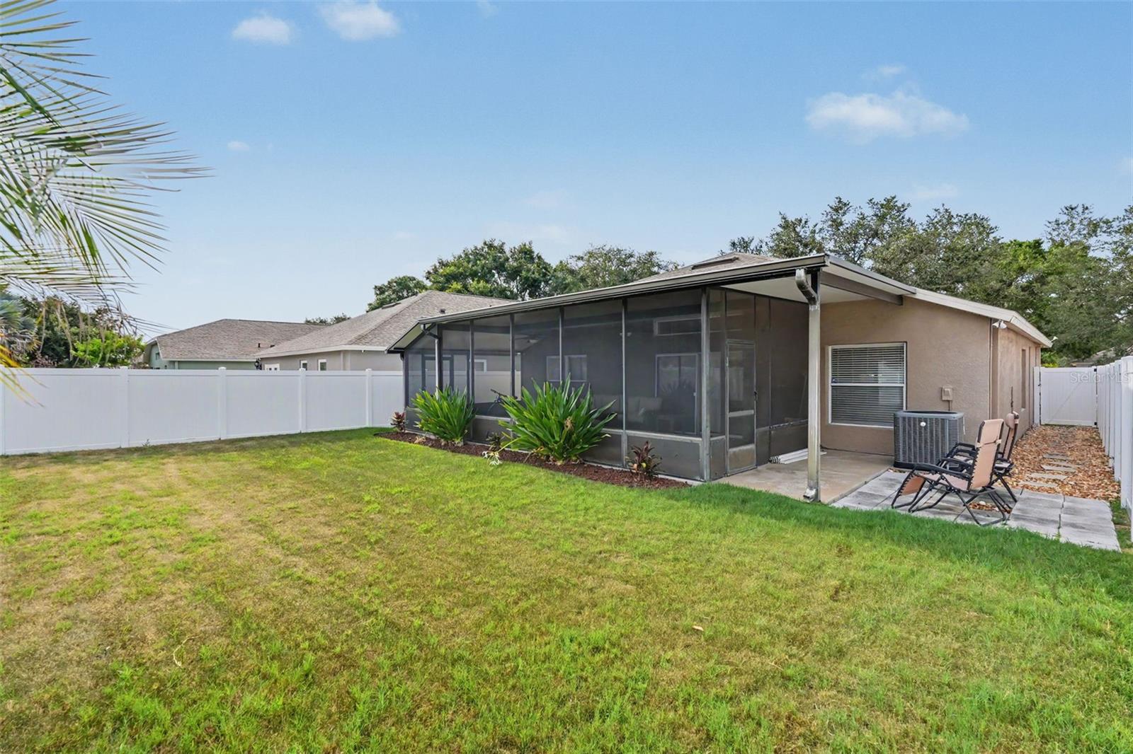 SOUTH POINTE PH 8 - Residential
