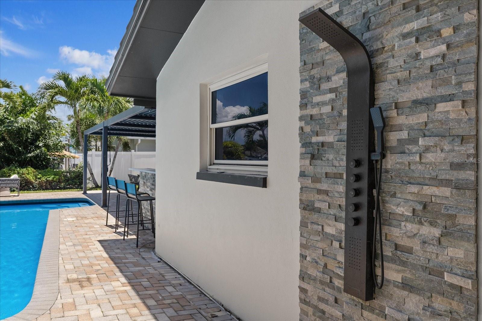 BROADWATER UNIT 2 BLK P - Residential