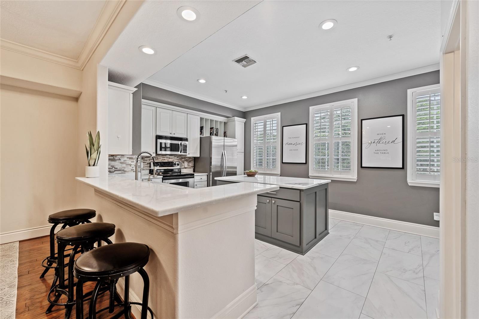 BALDWIN PARK - Residential