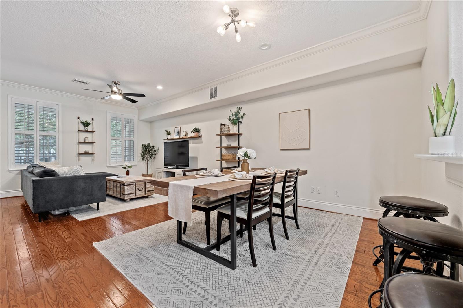 BALDWIN PARK - Residential