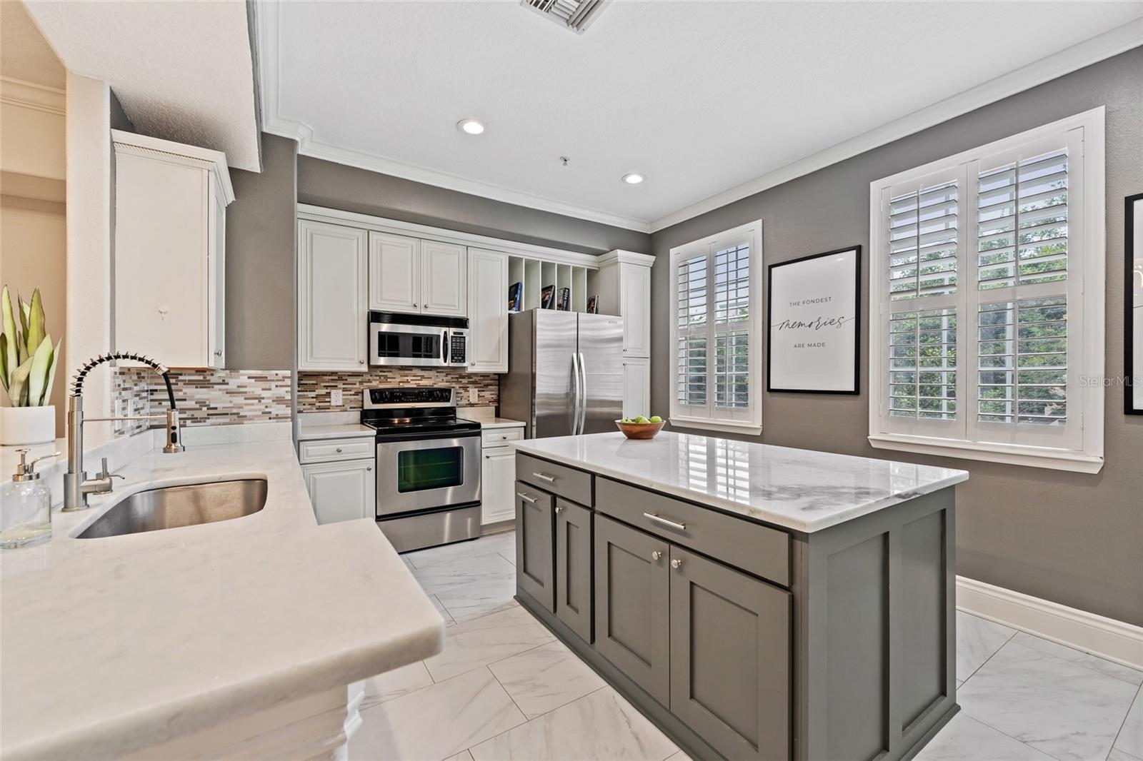 BALDWIN PARK - Residential